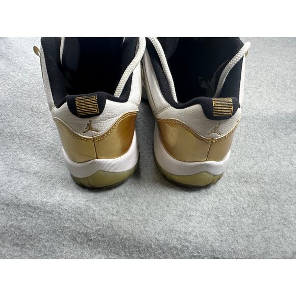 Jordan 11 Retro Low Closing Ceremony White Metallic Gold Coin 2016 Mens Size 11 main image 14